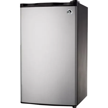 Igloo 3.2 cu. ft. Refrigerator and Freezer, Platinum