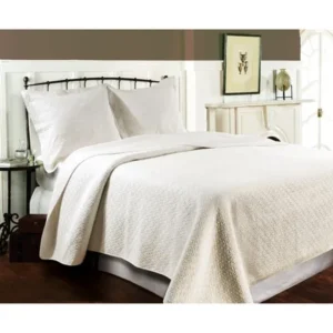 Global Trends Madison Ivory Reversible Quilt Set