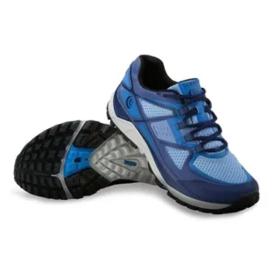 topo athletic terraventure running shoe - women's light blue/sapphire 8