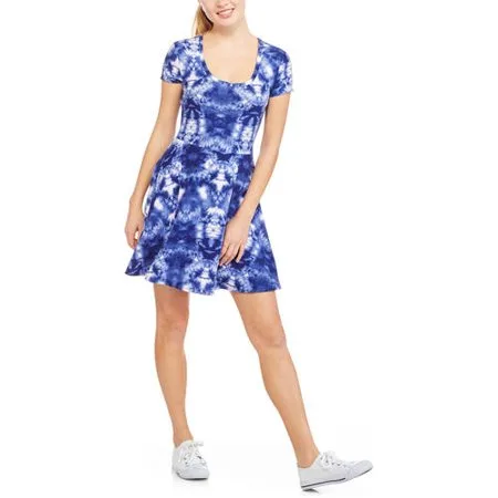 No Boundaries Juniors' Printed Yummy Jersey Fit and Flare Dress