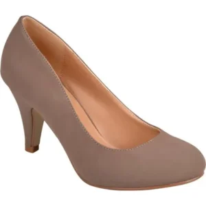 Women's Wide Width Round Toe Solid Color Pumps