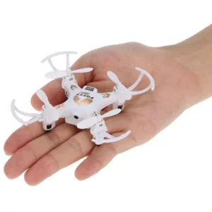 FQ777 951C 2.4GHz 4CH 6-Axis Gyro 0.3MP Camera Mini RC Quadcopter RTF with Headless Mode